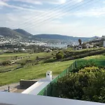 Kirki On The Hill