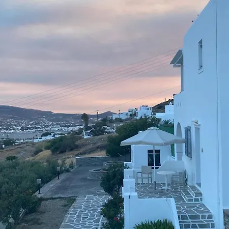 Kirki On The Hill 公寓 *