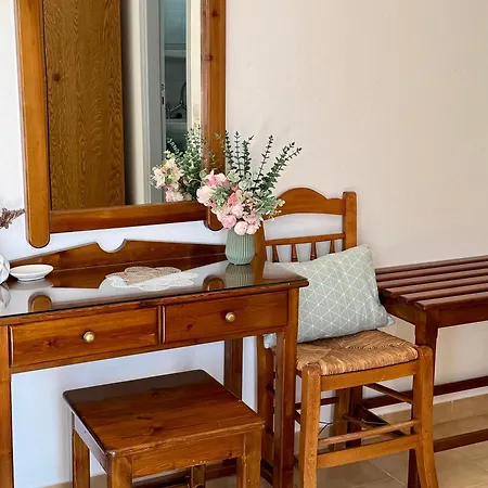 公寓 Kirki On The Hill *