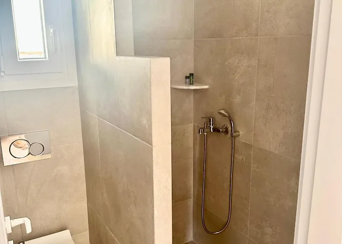 Kirki On The Hill Appartement Krotiri